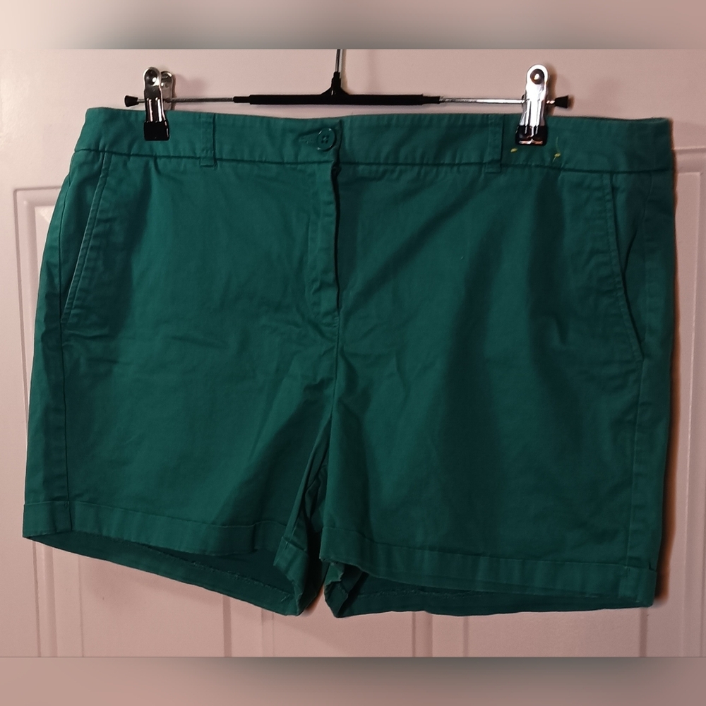 Juniper +Lime Emerald Green Tailored Bermuda Shorts Size 14